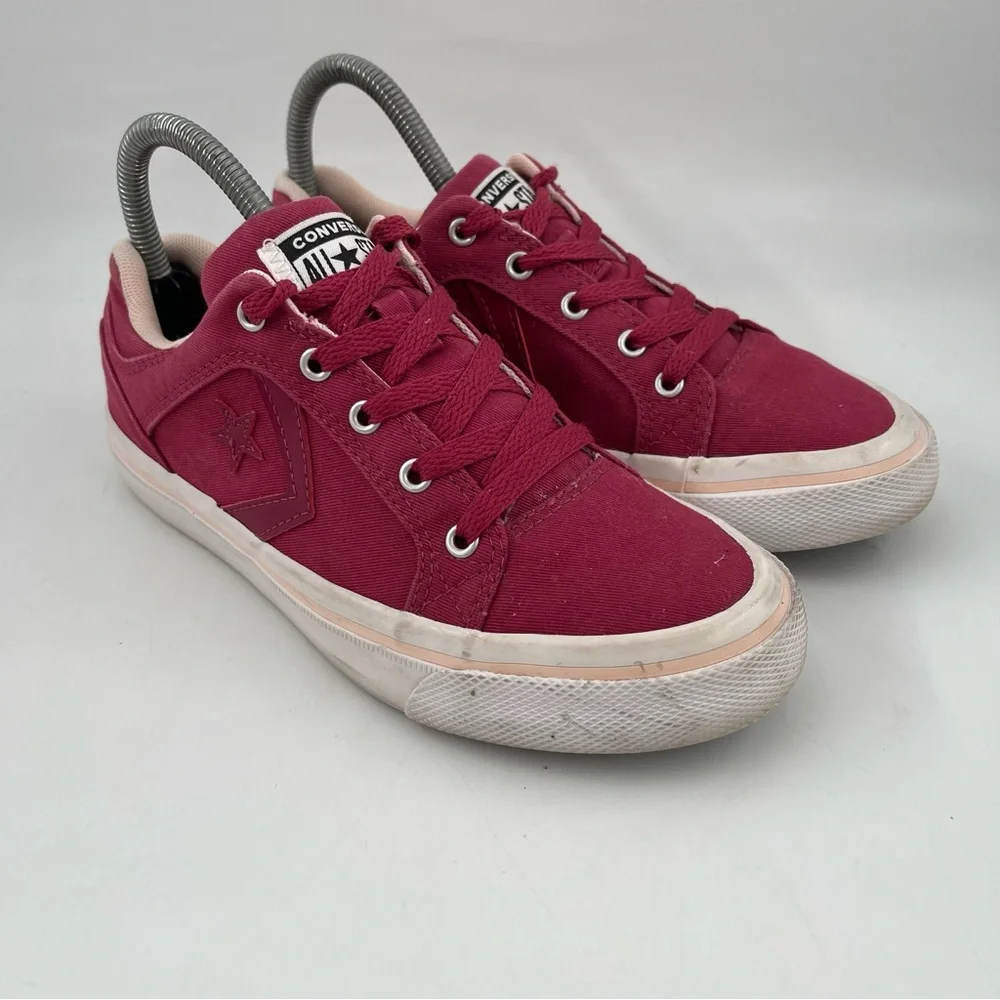 Converse Women’s El Distrito OX - SZ 7 - Red Athletic Canvas Shoe Sneaker